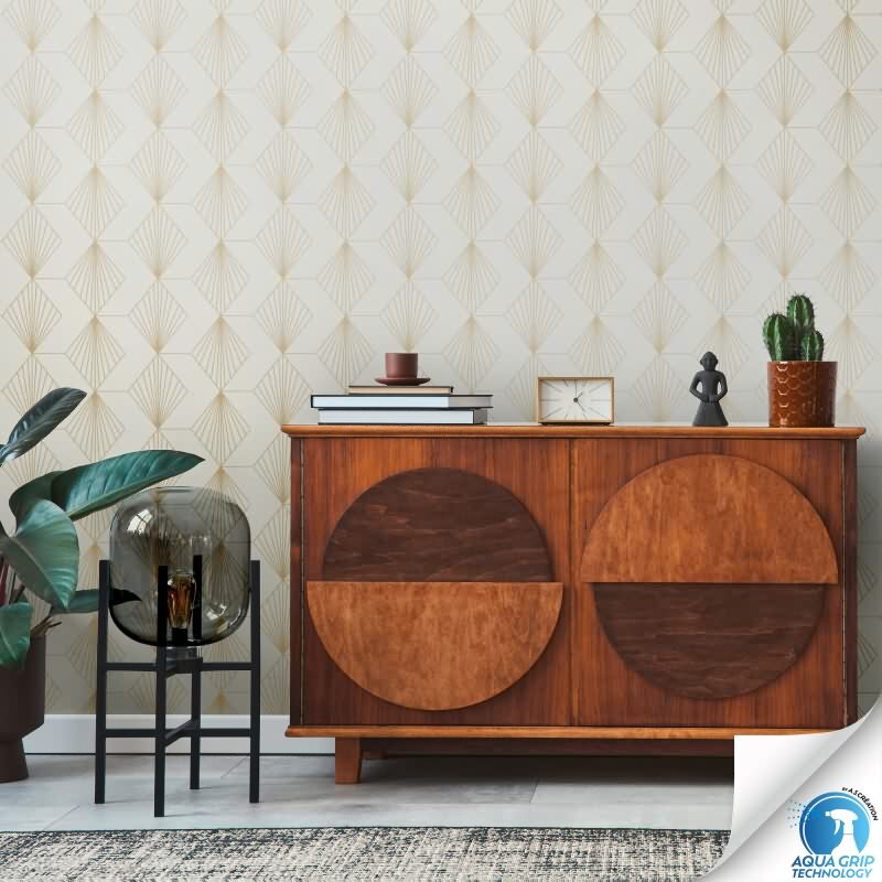 Vorgekleisterte Art-Déco-Tapete Weiß Gold - Vliestapete mit geometrischem Muster (784941)