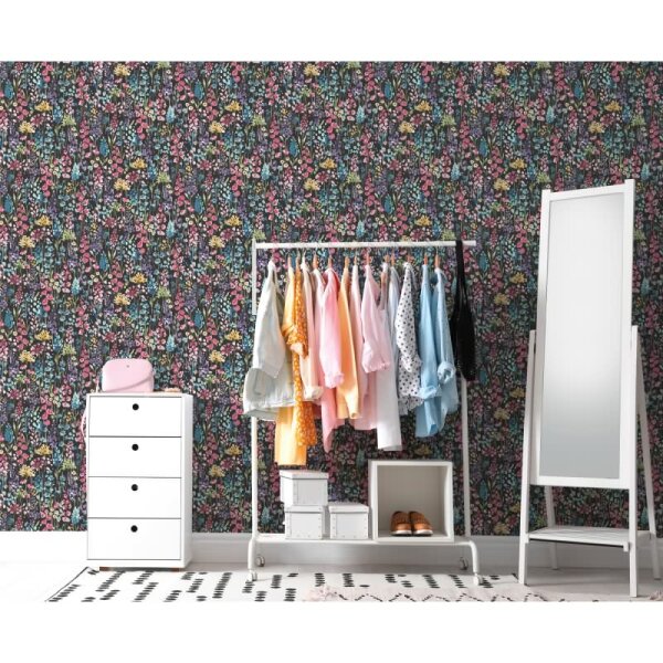 Florale Tapete Aquarelloptik Schwarz Bunt – Vliestapete mit Blumen auf dunklem Grund AS-Creation (396064)