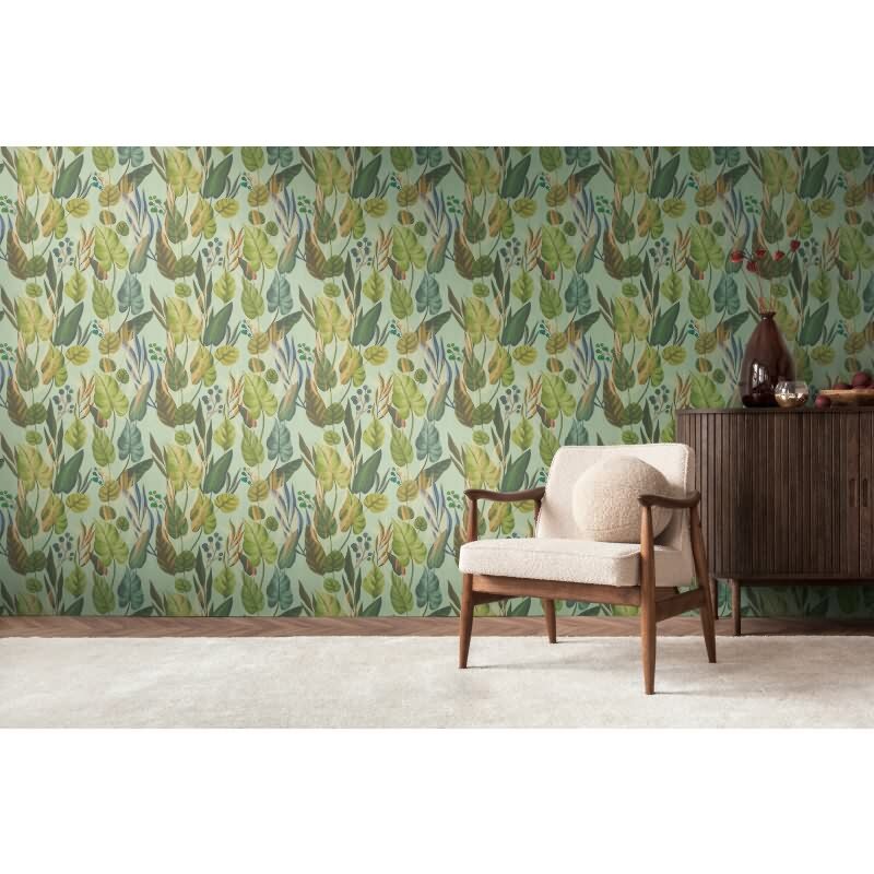 Tropische Tapete mit großflächigem Blattmotiv in Grüntönen auf mintgrünem Grund livingwalls (782191)