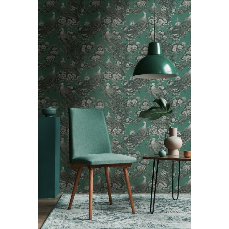 Vliestapete mit Pfauen und Blumen in Schwarz-Weiß auf grünem Hintergrund (399822)